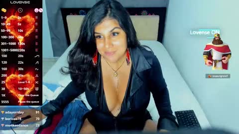 Snapshot of sophie__walker chatting on 03-10-25, 01:12 Sophia online show from 03-10-25, 01:12