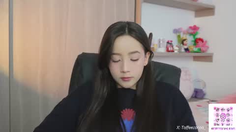 Snapshot of sophie_lii chatting on 06-20-26, 08:55 Sophie or Sof online show from 06-20-26, 08:55
