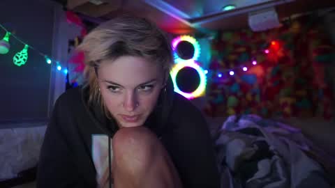 derpy derpington online show from 03-08-25, 03:39