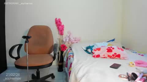 Sophie online show from 02-21-26, 12:28