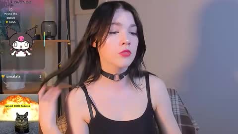 Snapshot of sophie_nomenal_ chatting on 10-07-25, 01:52 sophie_nomenal_ online show from 10-07-25, 01:52