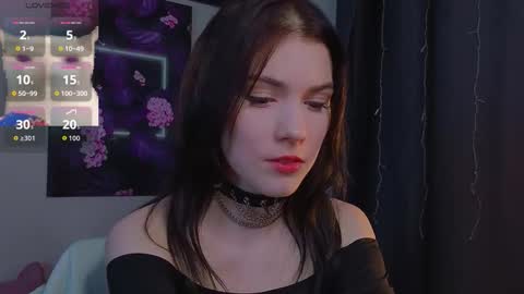 Snapshot of sophie_nomenal_ chatting on 11-24-25, 02:17 sophie_nomenal_ online show from 11-24-25, 02:17