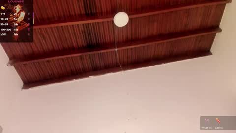 Snapshot of sophie_smith19 chatting on 09-28-25, 01:05 sophie_smith19 online show from 09-28-25, 01:05