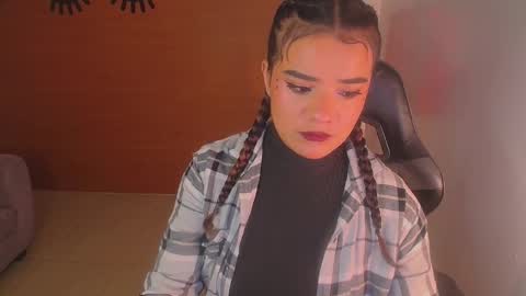 Sofia online show from 03-05-25, 04:13