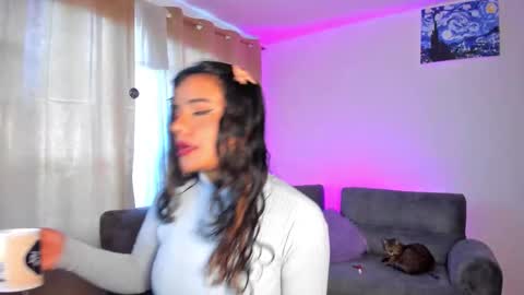 Sofia online show from 10-28-25, 12:19