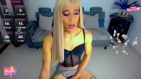 sophie_vall online show from 02-25-26, 01:04