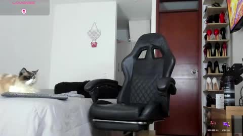 Snapshot of sophiebaker__ chatting on 06-09-26, 02:45 sophiebaker__ online show from 06-09-26, 02:45