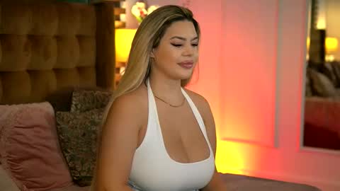 Sophie online show from 10-22-25, 05:30