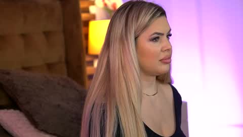 Sophie online show from 02-08-26, 10:18