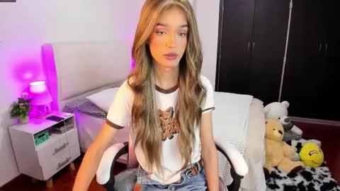    online show from 01-10-26, 08:38