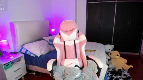    online show from 03-31-26, 08:26