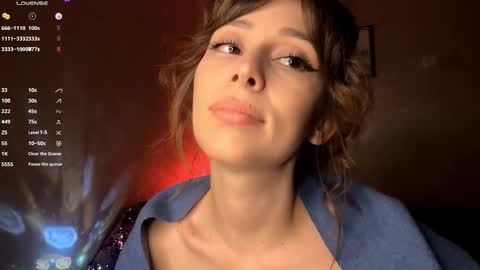 Snapshot of sophiedescoteaux chatting on 11-26-25, 06:09 Mira online show from 11-26-25, 06:09