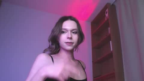 Snapshot of sophiediamond_x chatting on 12-04-25, 07:33 sophiediamond_x online show from 12-04-25, 07:33