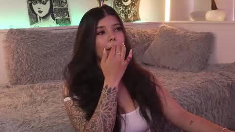Sophiee  online show from 05-05-26, 06:27