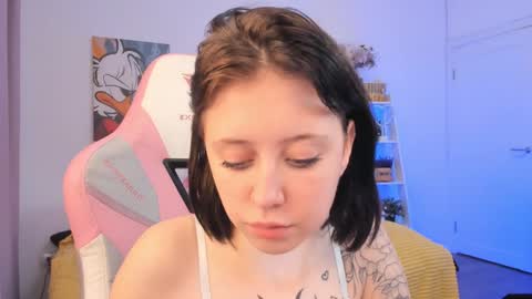 Sophie  online show from 12-30-24, 10:32