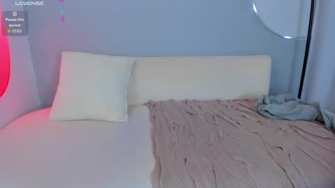 Snapshot of sophiee_s chatting on 06-06-26, 11:09 Sophie online show from 06-06-26, 11:09