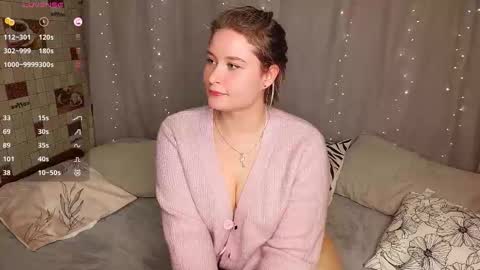 Sophie online show from 10-13-25, 03:56