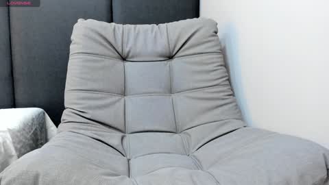 sophieharris__ online show from 12-28-24, 11:26