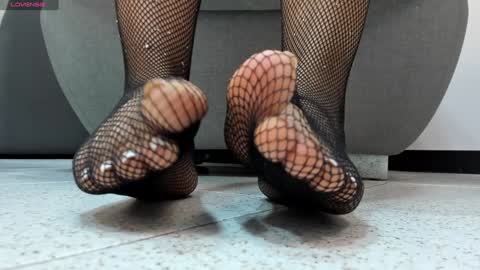 sophieharris__ online show from 12-30-24, 10:45