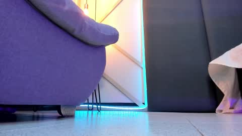 sophieharris__ online show from 02-18-25, 11:41