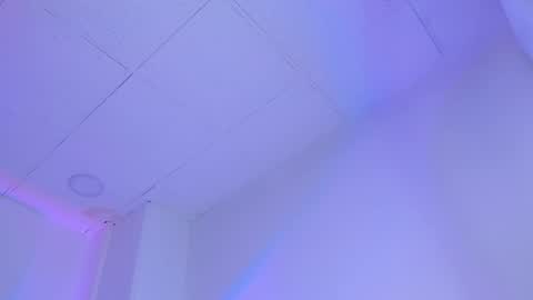 Snapshot of sophiehill_gh chatting on 12-12-24, 12:27 SOPH online show from 12-12-24, 12:27