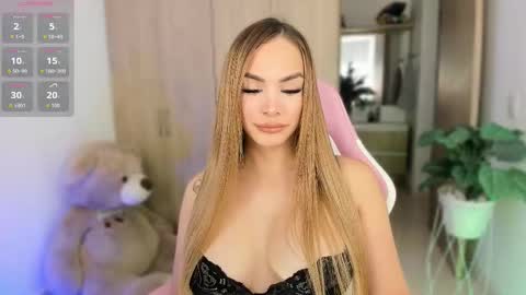 SAMANTHA online show from 10-13-25, 01:44