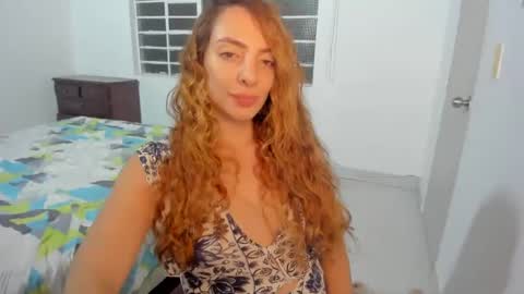 Snapshot of sophielatina chatting on 01-30-25, 05:09 Sophia online show from 01-30-25, 05:09