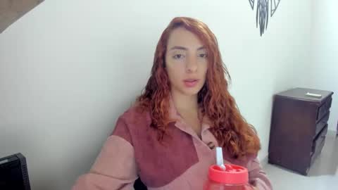 Snapshot of sophielatina chatting on 10-09-25, 02:31 Sophia online show from 10-09-25, 02:31