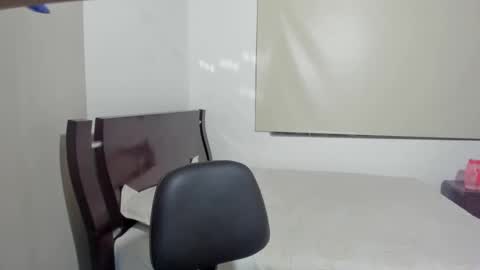 Snapshot of sophielatina chatting on 11-09-25, 05:17 Sophia online show from 11-09-25, 05:17