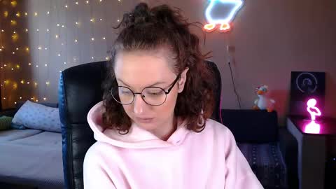 Snapshot of sophieleroux chatting on 04-27-26, 11:52 sophieleroux online show from 04-27-26, 11:52