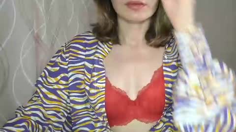 Snapshot of sophiemisss chatting on 06-18-26, 09:47 Sophiemisss online show from 06-18-26, 09:47