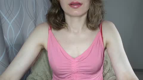Snapshot of sophiemisss chatting on 07-02-26, 06:30 Sophiemisss online show from 07-02-26, 06:30