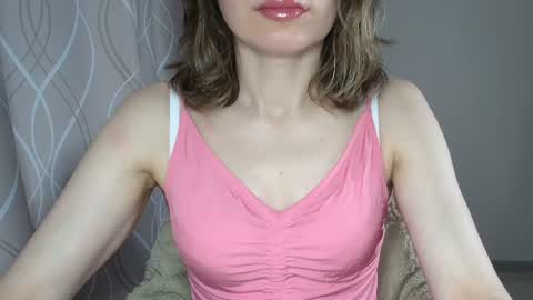 Snapshot of sophiemisss chatting on 07-06-26, 06:21 Sophiemisss online show from 07-06-26, 06:21