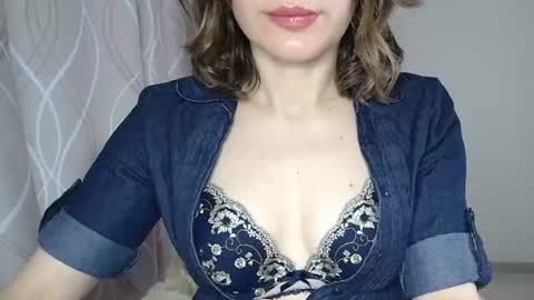 Snapshot of sophiemisss chatting on 07-12-26, 06:26 Sophiemisss online show from 07-12-26, 06:26