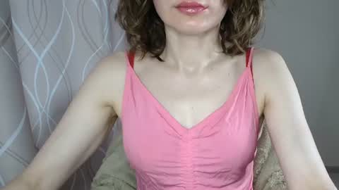 Snapshot of sophiemisss chatting on 07-20-26, 06:17 Sophiemisss online show from 07-20-26, 06:17