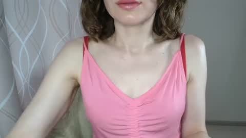Snapshot of sophiemisss chatting on 07-20-26, 10:39 Sophiemisss online show from 07-20-26, 10:39