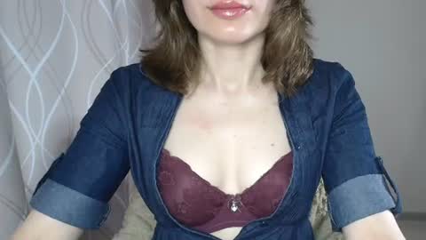 Snapshot of sophiemisss chatting on 07-22-26, 06:27 Sophiemisss online show from 07-22-26, 06:27