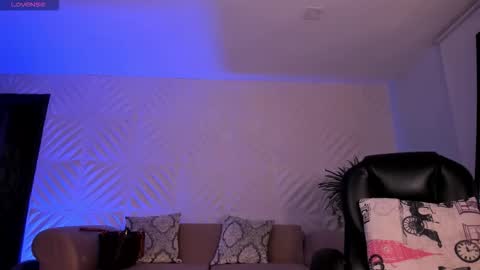 Sophie  Palmer online show from 01-08-26, 01:02