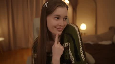 Sophie  Next stream  3 online show from 02-20-25, 04:03