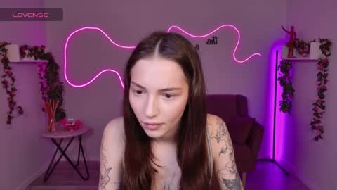 sophiewildcat online show from 05-26-26, 08:49