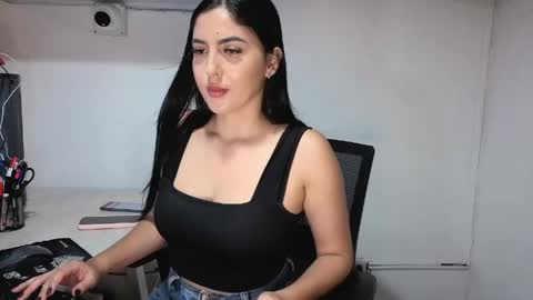 Sophiee online show from 05-01-26, 12:04