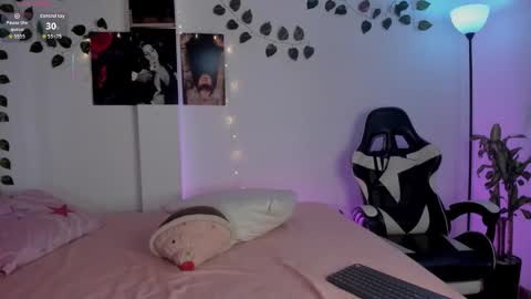 Snapshot of sophiie_parker chatting on 11-08-25, 07:12 Sophie online show from 11-08-25, 07:12