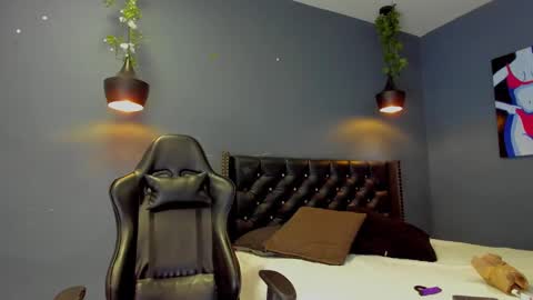 Sophie Taylor online show from 01-11-25, 08:32