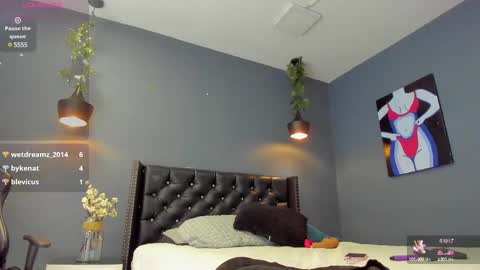 Sophie Taylor online show from 02-12-25, 02:56