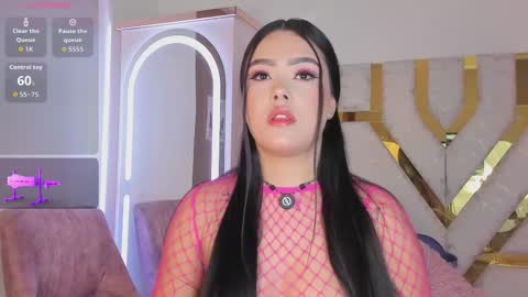 sophy  online show from 01-06-26, 01:20