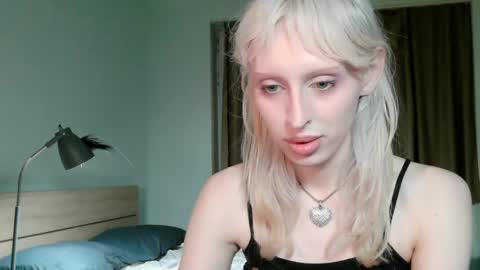 sora999999999 online show from 05-25-26, 08:26