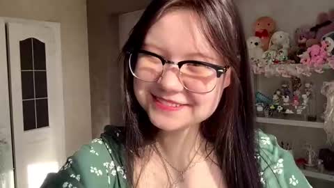 lily online show from 10-18-25, 05:54