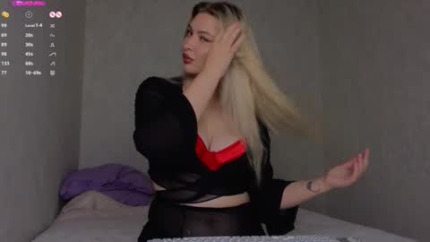 Snapshot of soulmeinme chatting on 09-24-25, 07:06 soulmeinme online show from 09-24-25, 07:06