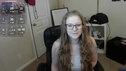 Snapshot of southerbunny chatting on 01-13-25, 10:36 Bunnydathug online show from 01-13-25, 10:36