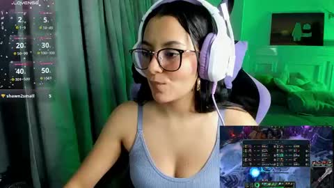 Lili online show from 03-11-25, 01:16